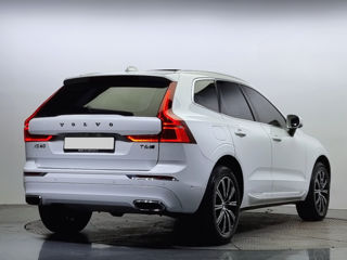 Volvo XC60 foto 2