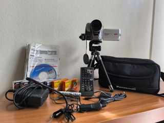 Videocamera "Panasonic"  NV-GS70 foto 0