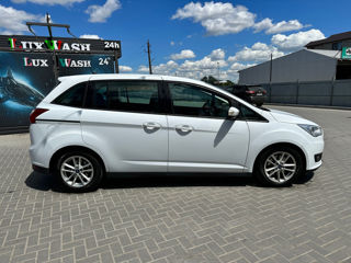 Ford Grand C-MAX foto 9