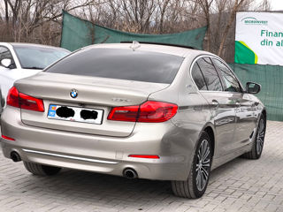 BMW 5 Series foto 2