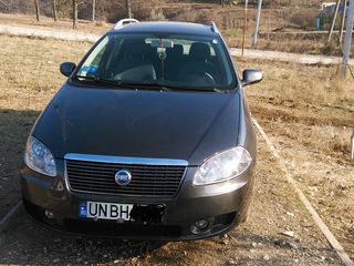 Fiat Croma foto 2