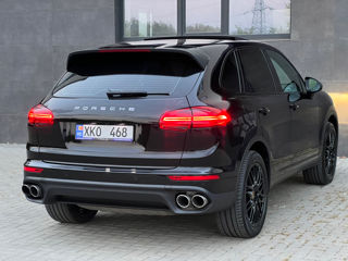 Porsche Cayenne foto 4