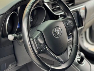 Toyota Auris foto 18