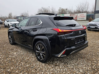 Lexus UX foto 4