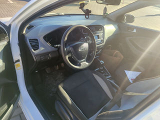 Hyundai i20 foto 5