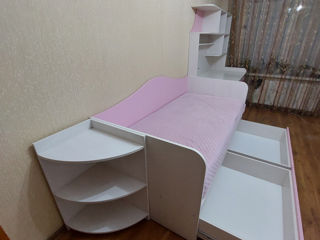 Кровать для девочки, подростка вместе со столом и прикроватной тумбой. foto 7