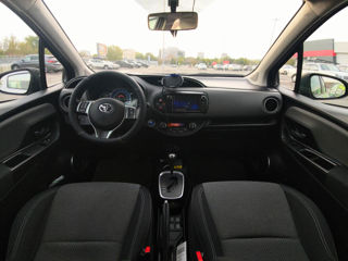 Toyota Yaris foto 6