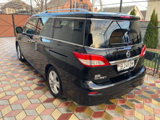 Nissan Quest foto 2