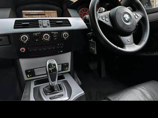 BMW 5 Series foto 3