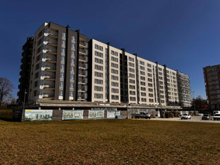 Se vinde Apartament  Or. Ungheni, str. Vasile Lupu  foto 2