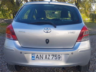 Toyota Yaris foto 5