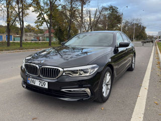 BMW 5 Series foto 2