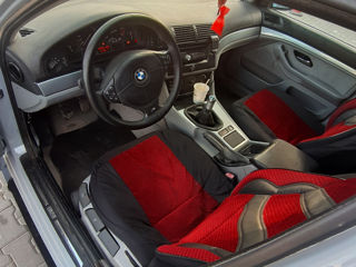 BMW 5 Series foto 9