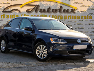 Volkswagen Jetta foto 1