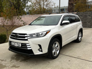 Toyota Highlander foto 2