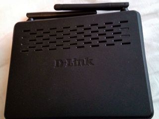 Продаю Беспроводной N300 с оптическим WAN-портом DLINK DIR-615/F