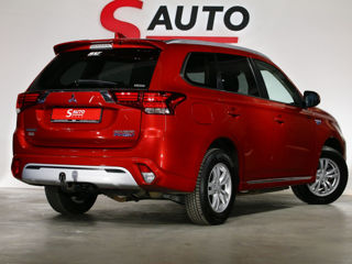 Mitsubishi Outlander фото 12