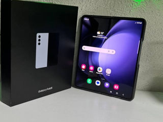 Samsung Galaxy Fold 5 12 ГБ/ 256 ГБ/ Dual SIM