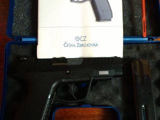 Пистолет CZ-110 калибр: 9mm (Чехия). foto 3