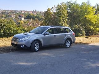 Subaru Outback foto 1