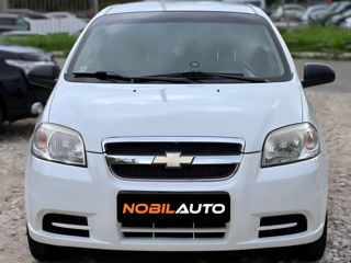 Chevrolet Aveo foto 3