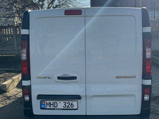 Renault Trafic foto 2