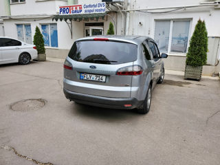 Ford S-Max foto 6