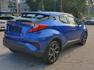 Toyota C-HR foto 3