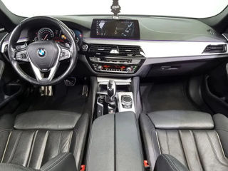 BMW 5 Series foto 7