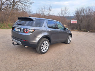 Land Rover Discovery Sport фото 2