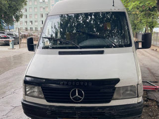 Mercedes Sprinter foto 2