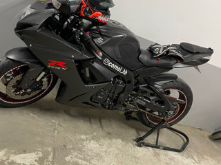 Suzuki Suzuki GSXR 600
 фото 0