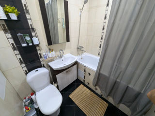 Apartament cu 2 camere, 66 m², Botanica, Chișinău foto 9