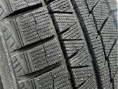 235/40R19 Mega oferta Iarna! foto 3