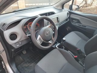 Toyota Yaris foto 7