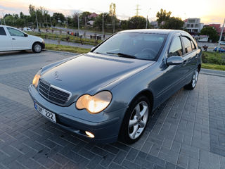 Mercedes C-Class