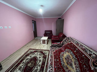 Apartament cu 2 camere, 56 m², Botanica, Chișinău foto 3