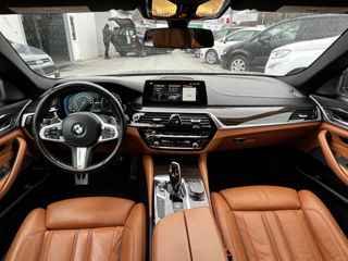 BMW 5 Series foto 16