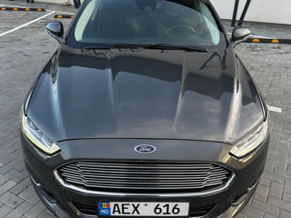 Ford Mondeo foto 12