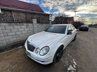 Mercedes E-Class foto 4