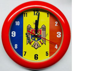 Ceasuri cu simboluri moldovenești, ceasuri suveniruri ale Moldovei (drapel)
