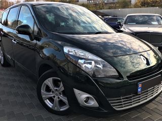 Renault Scenic foto 1