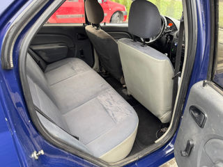 Dacia Logan foto 6