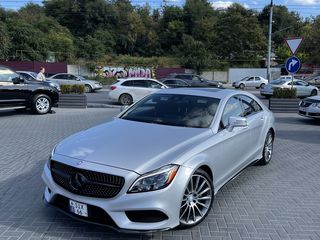 Mercedes CLS Class foto 1