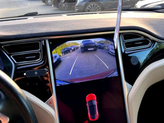 Tesla Model S foto 11