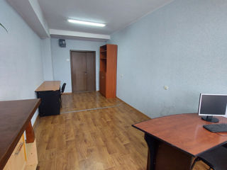 Oficiu  mobilat de 19,50 m2 pentru 2-3 persoane pe str. Tighina 65