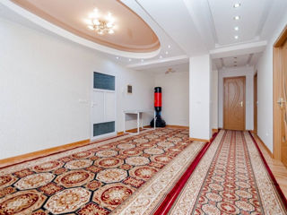 Apartament cu 3 camere, 113 m², Botanica, Chișinău foto 7