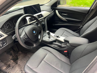 BMW 3 Series foto 8