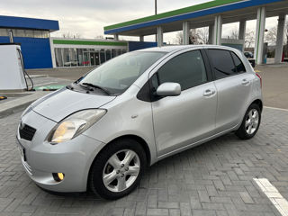 Toyota Yaris foto 3