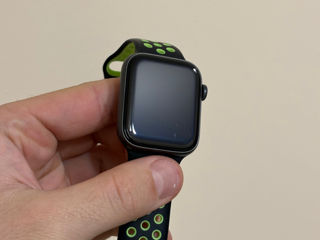 Apple Watch Se 44mm ecran ideal/carcasa 9.5/10